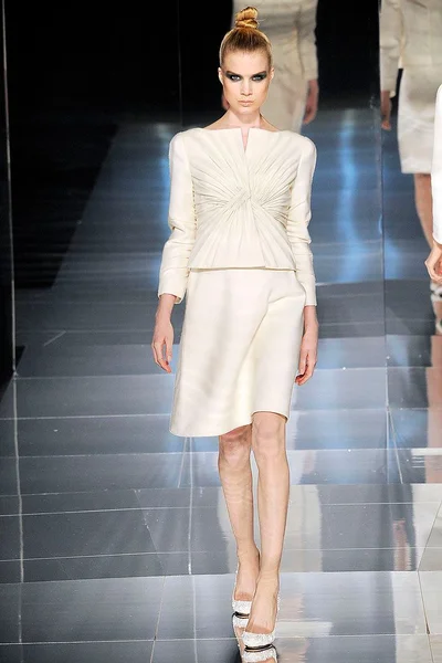 Look 6